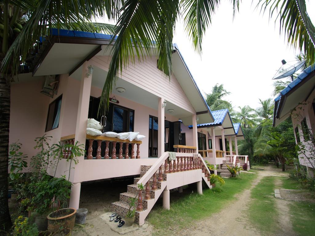Chaiwat Resort Laem Sing Phòng bức ảnh